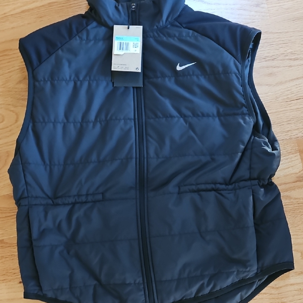 Nike Women's Dark Gray Puffer Vest